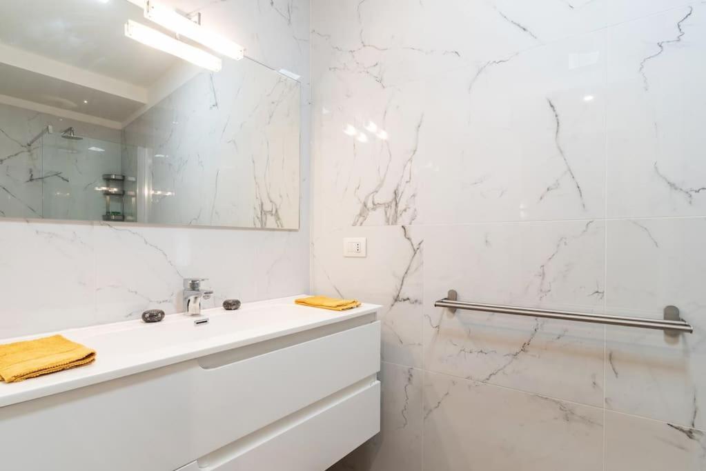 Mora Flexyrent A.C. - Colonne Apartment Milan Exterior photo
