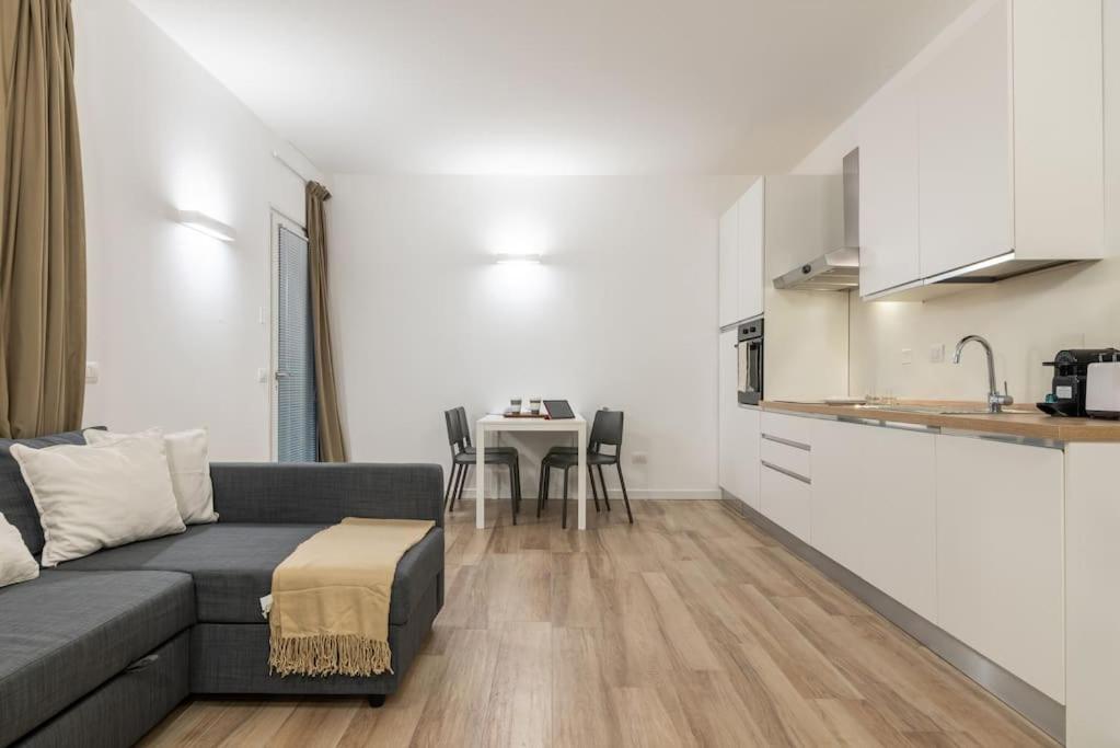 Mora Flexyrent A.C. - Colonne Apartment Milan Exterior photo